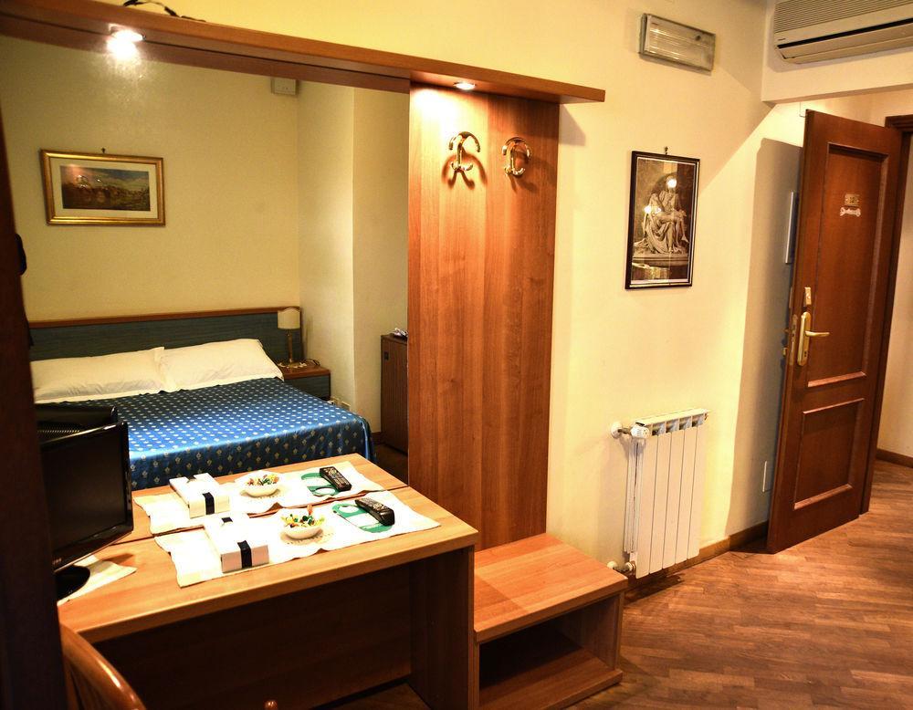 Apartamento Palazzo Donarelli Roma Exterior foto